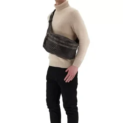 Aron